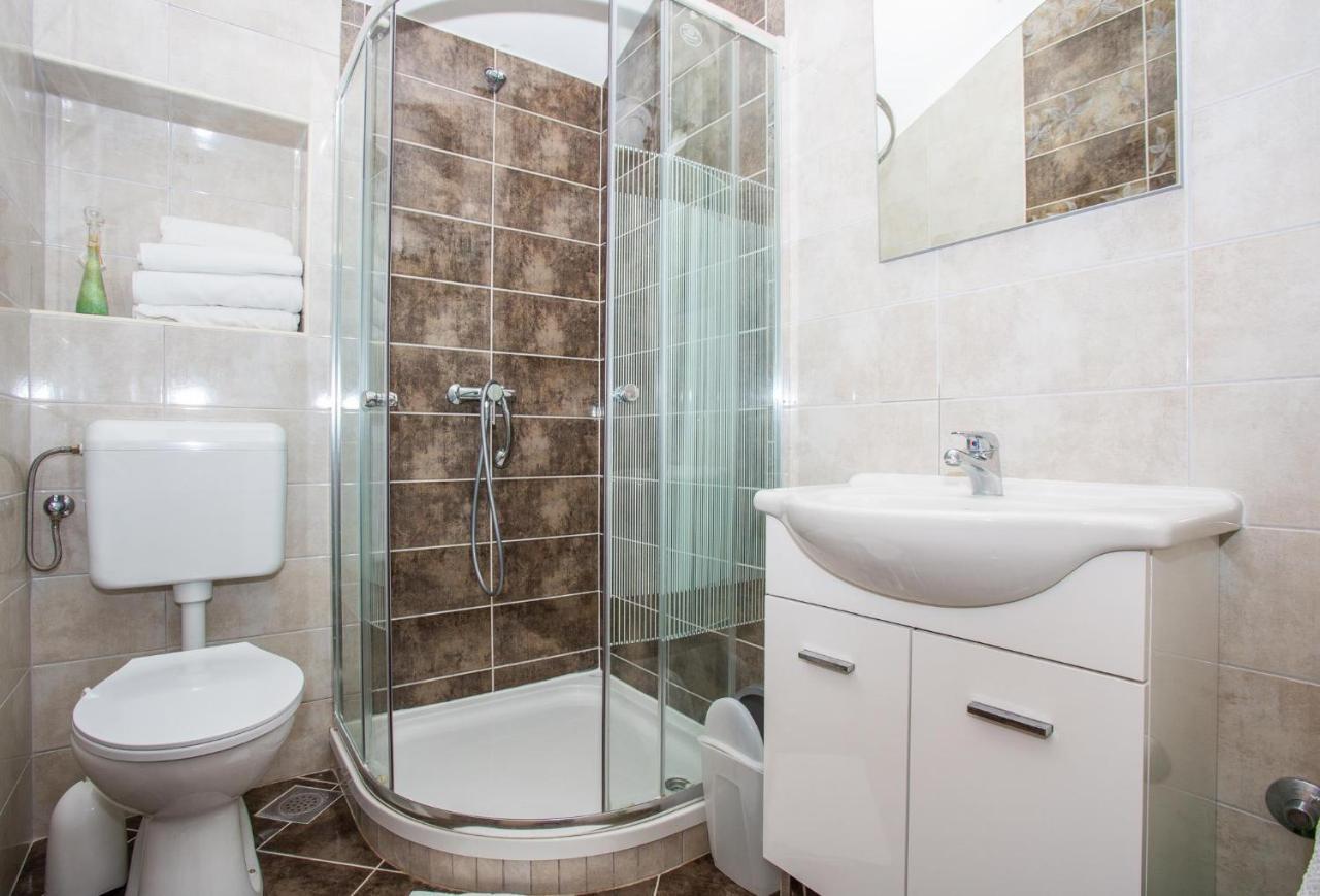 Apartments Vladimir 2835 ラブ エクステリア 写真