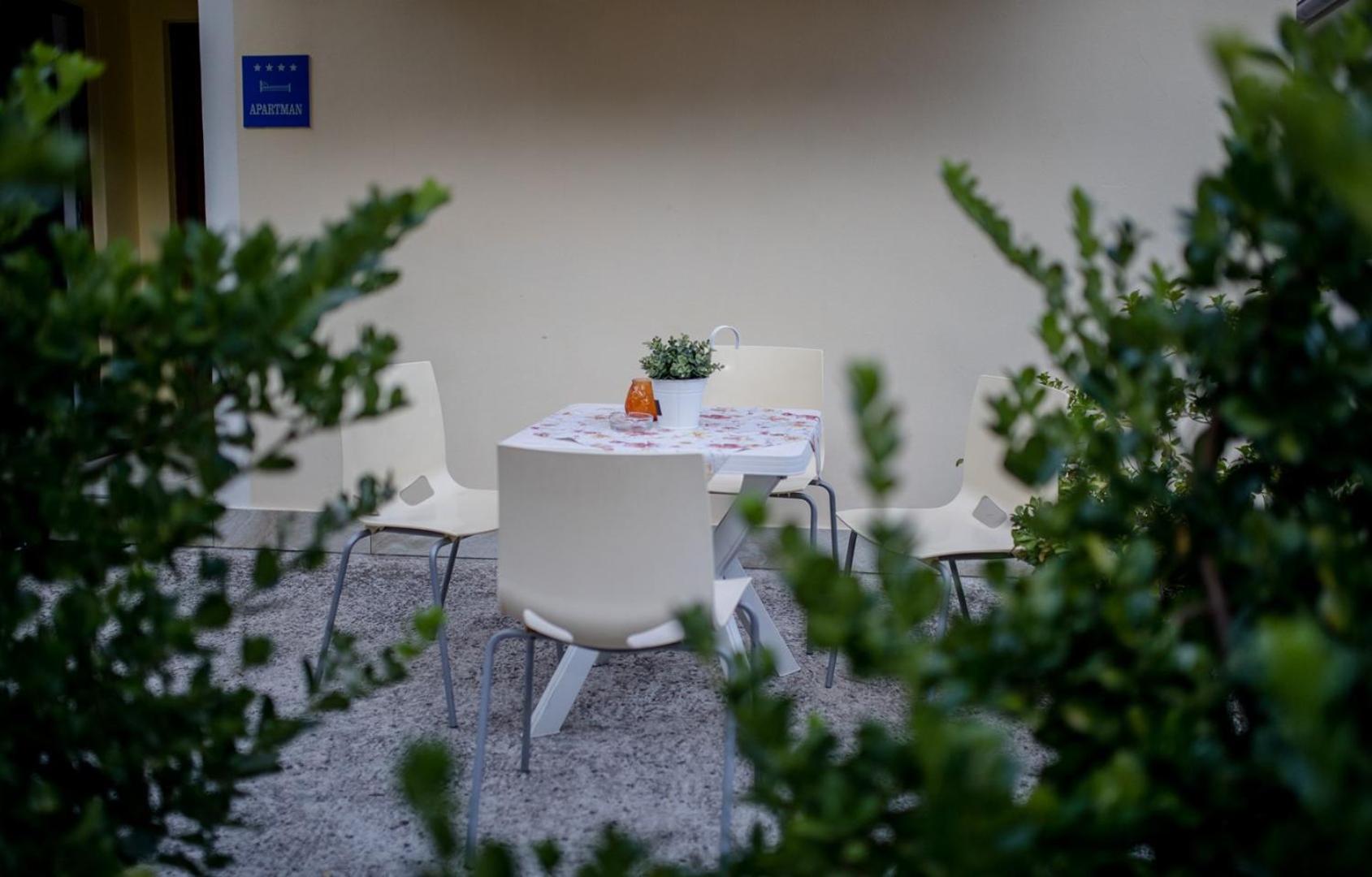 Apartments Vladimir 2835 ラブ エクステリア 写真